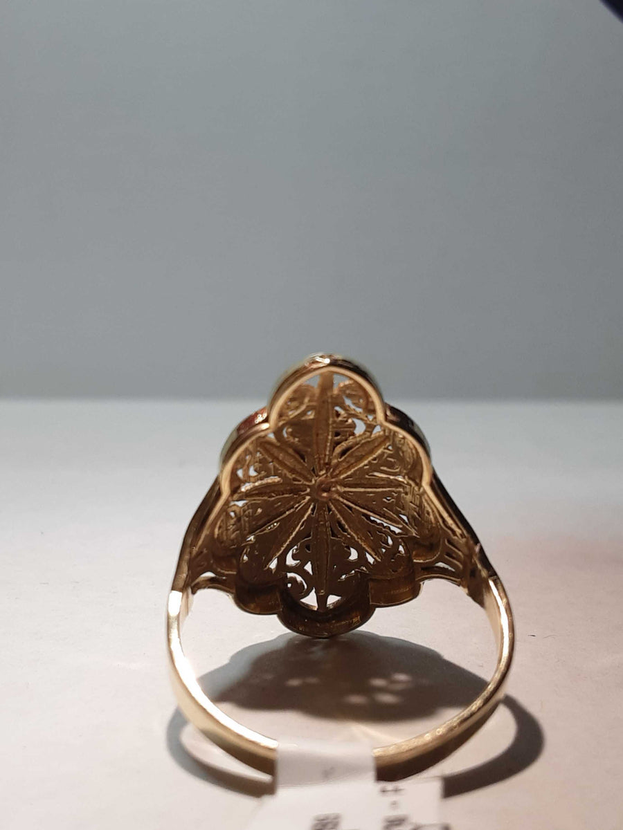 Women's Ring - Yellow Gold 14k (.585) 4 grams Size 9.5