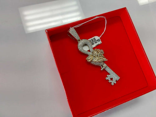 Symbol Pendant - Yellow Gold 10k (.417) 14.6 grams