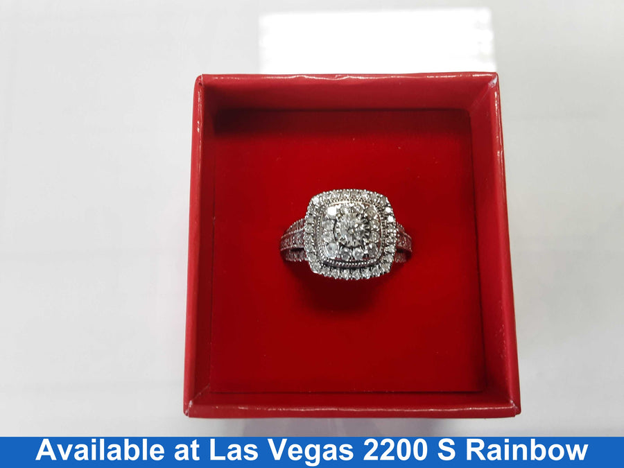 Women's Ring - White Gold 10k (.417) 4.7 grams Size 8.5
