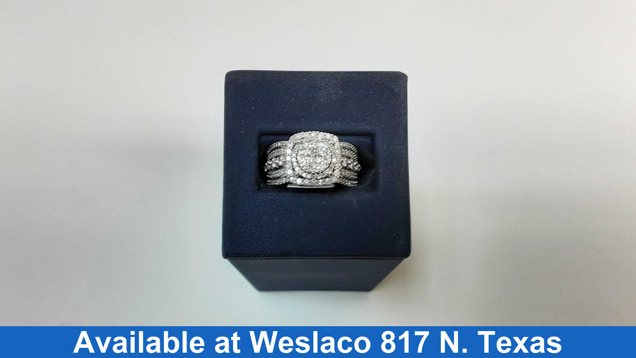 Women's Ring - White Gold 10k (.417) 6.6 grams Size 8