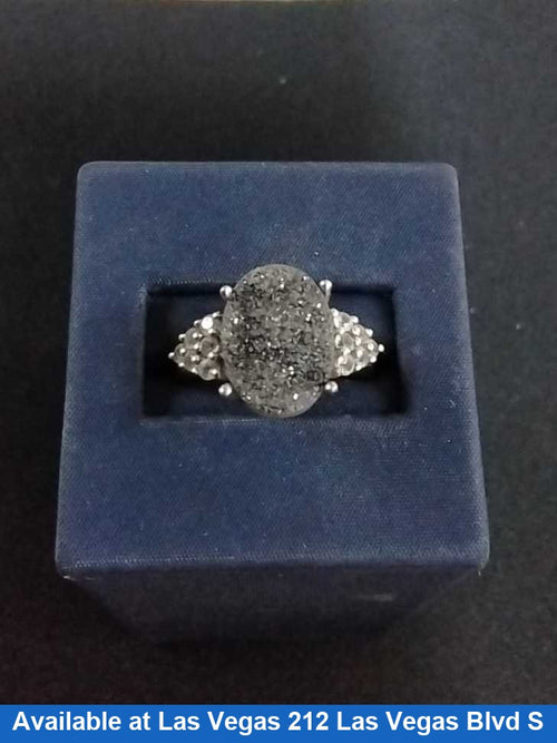 Women's Ring - Silver 4.3 grams Size 4.5