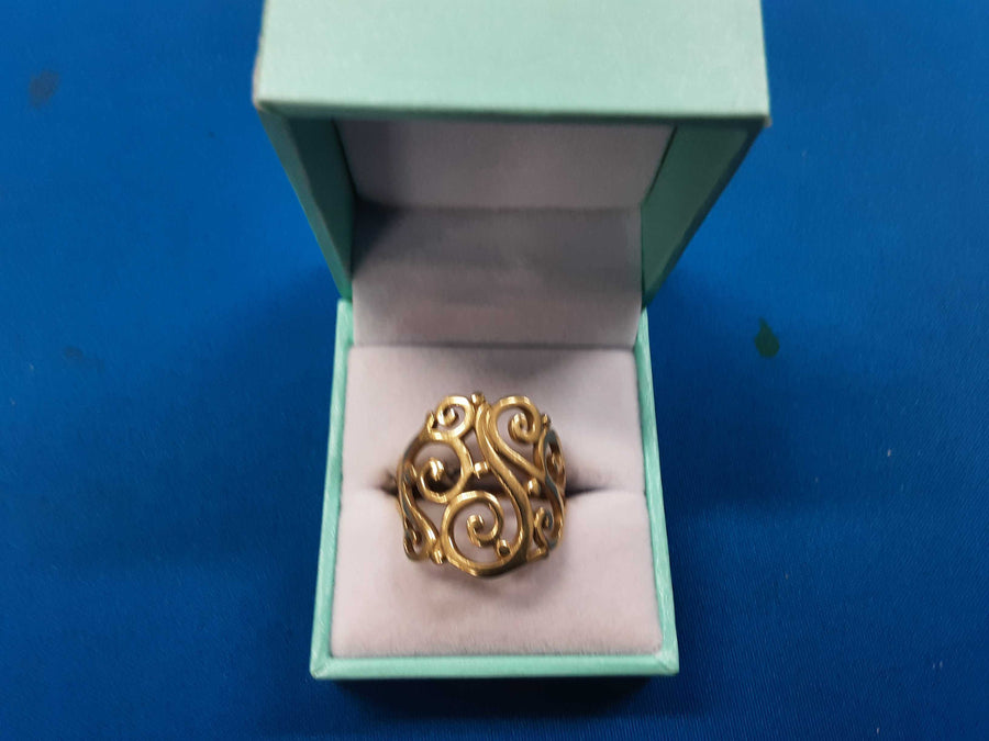 Women's Ring - Yellow Gold 14k (.585) 7 grams Size 10