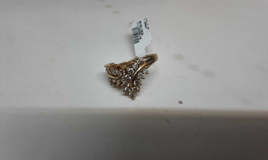 Women's Ring - Yellow Gold 14k (.585) 6.5 grams Size 8.5