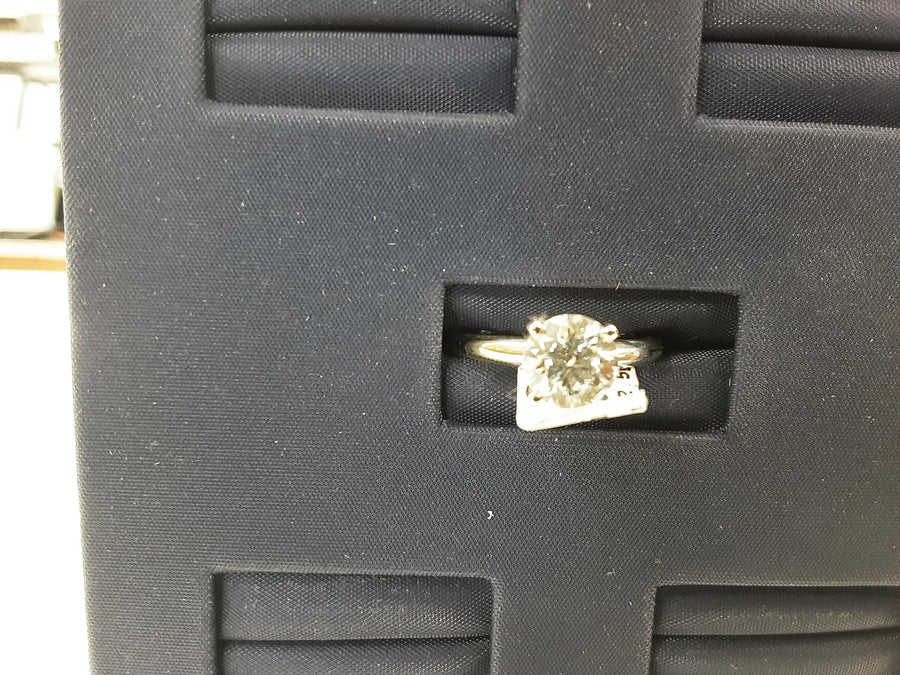 Women's Ring - Solitaire - White Gold 14k (.585) 2.5 grams Size 20