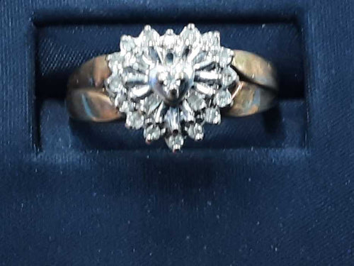 Women's Ring - Yellow Gold 10k (.417) 3.2 grams Size 8
