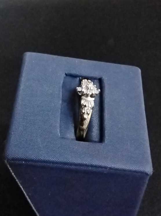 Women's Ring - Yellow Gold 10k (.417) 2.2 grams Size 20