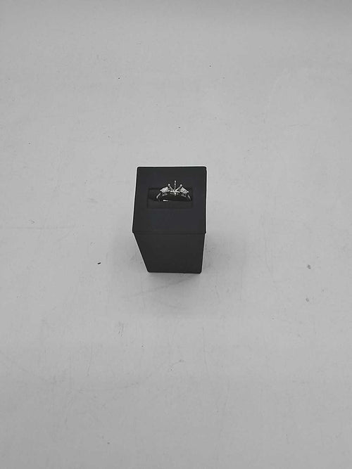 Women's Ring - Solitaire - White Gold 14k (.585) 3.1 grams Size 7