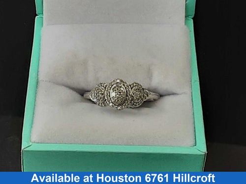 Women's Ring - White Gold 10k (.417) 2.7 grams Size 7