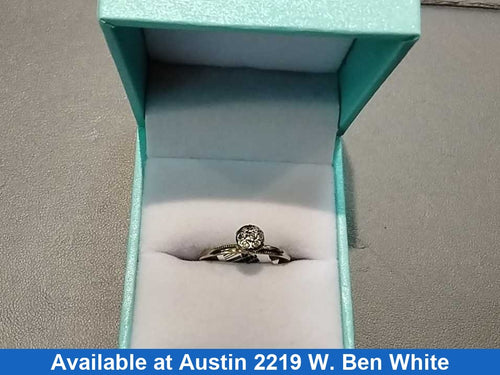 Women's Ring - Solitaire - Yellow Gold 10k (.417) 0.9 grams Size 7
