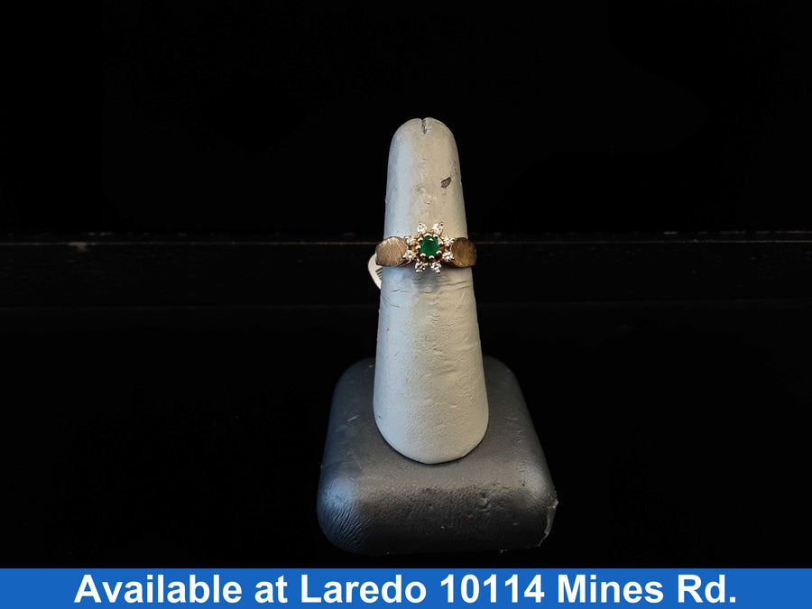 Women's Ring - Solitaire - Yellow Gold 14k (.585) 4.6 grams Size 8