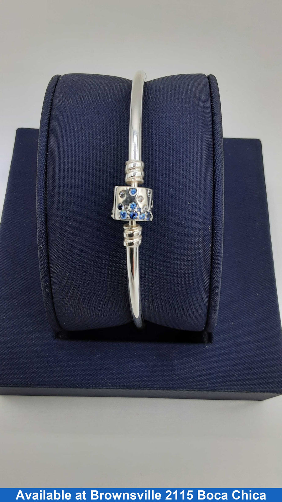 Bangle Bracelet - Silver 8.5 grams 8 inch