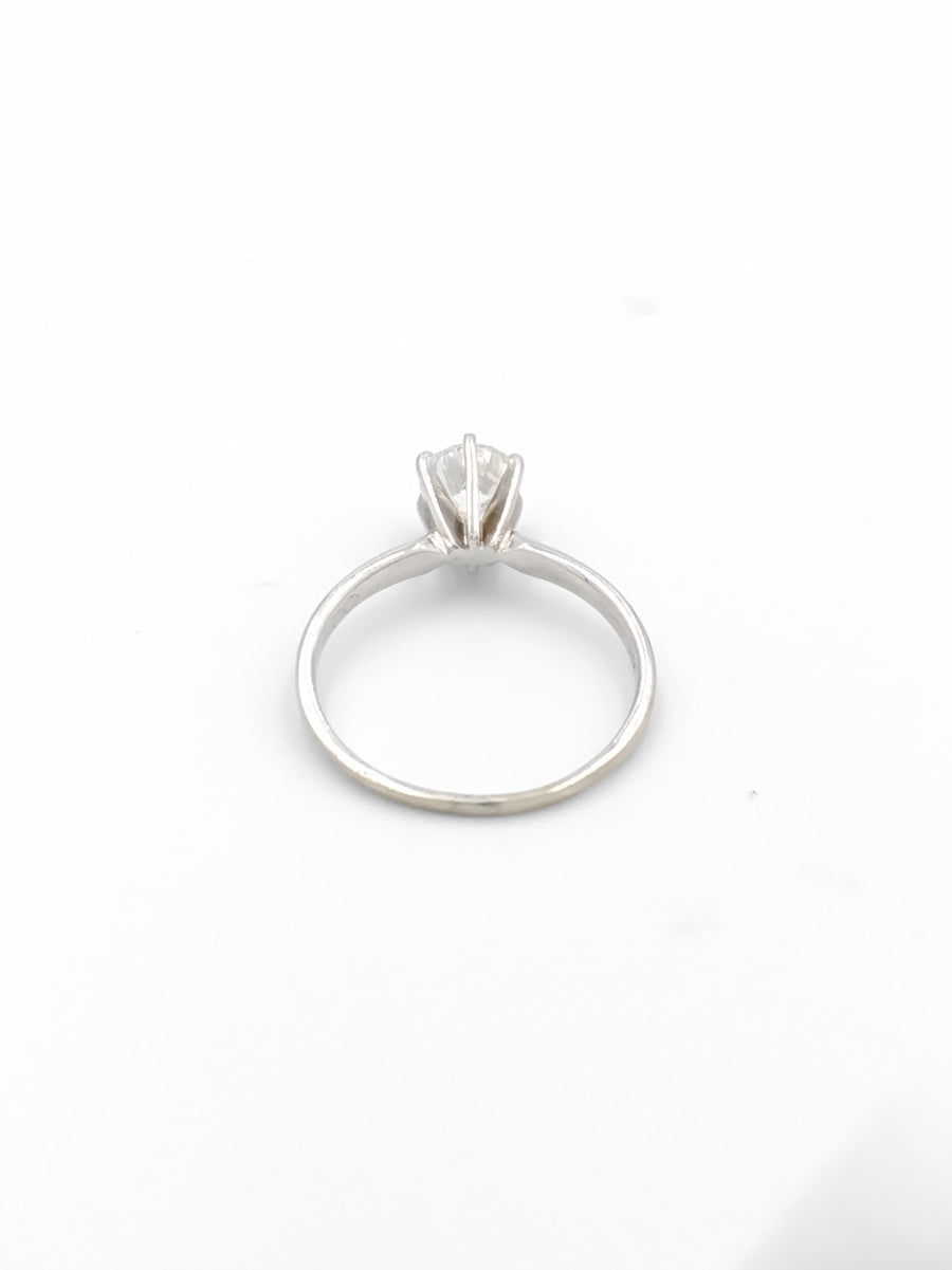 Women's Ring - Solitaire - White Gold 14k (.585) 2.3 grams Size 8