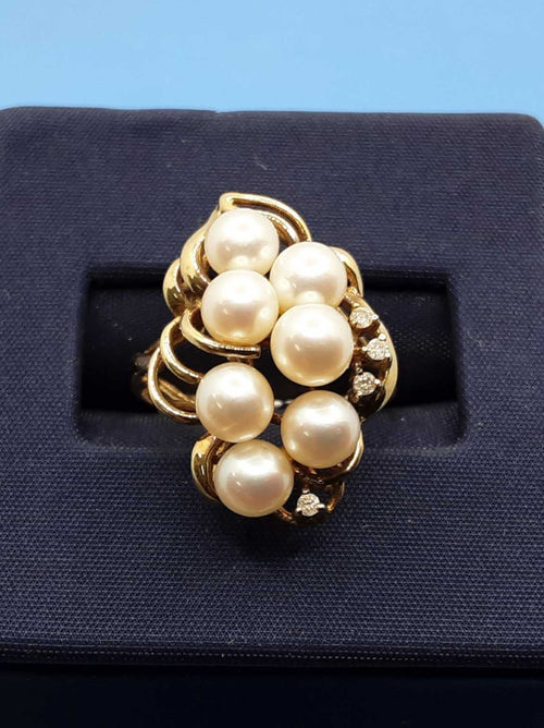 Women's Ring - Yellow Gold 14k (.585) 3.9 grams Size 6
