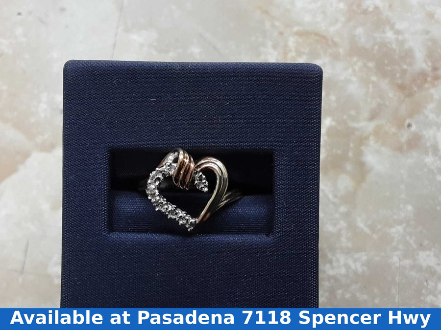 Women's Ring - Yellow Gold 10k (.417) 2.1 grams Size 20