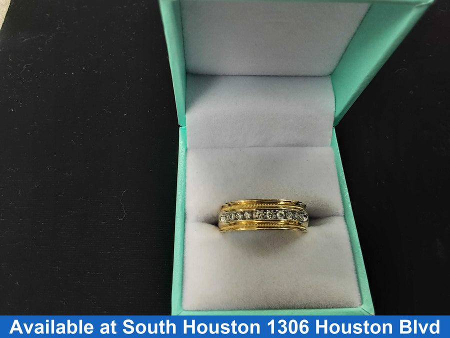 Men's Ring - Yellow Gold 14k (.585) 7.9 grams Size 9