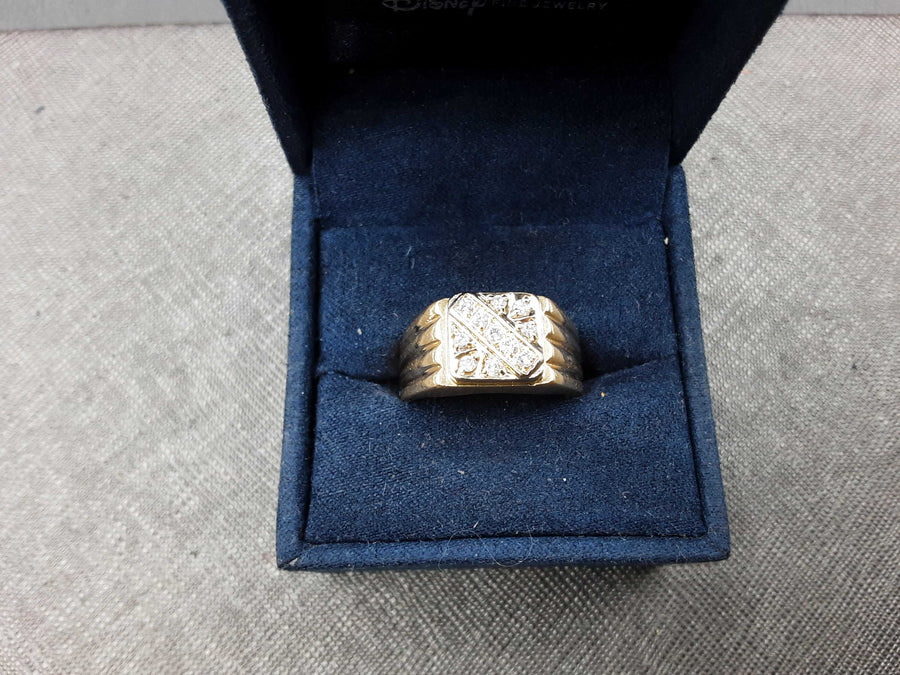 Men's Ring - Yellow Gold 14k (.585) 6.7 grams Size 9.5