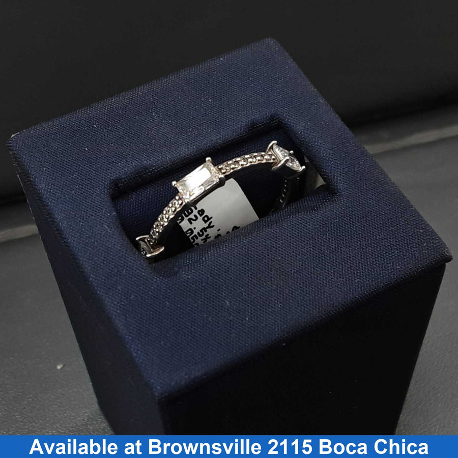 Women's Ring - Silver 2.3 grams Size 10