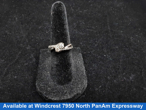 Women's Ring - Anniversary - White Gold 14k (.585) 3.8 grams Size 5