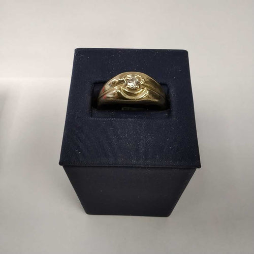 Men's Ring - Yellow Gold 10k (.417) 5.8 grams Size 10.5