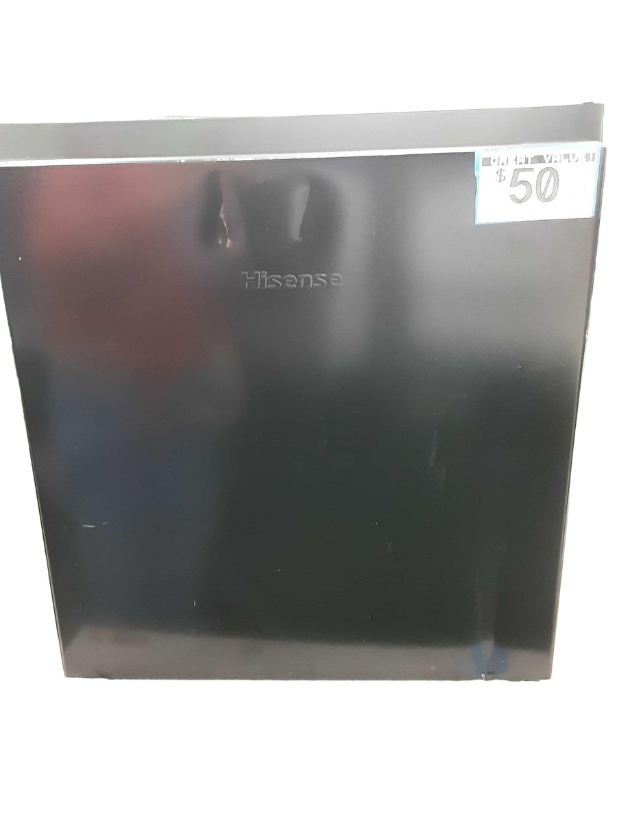 Hisense Wms017m6xbe Black Compact Refrigerator