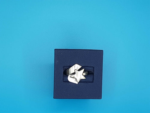 Women's Ring - Silver 6.9 grams Size 5