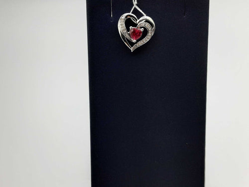 Symbol Pendant - White Gold 10k (.417) 1.8 grams