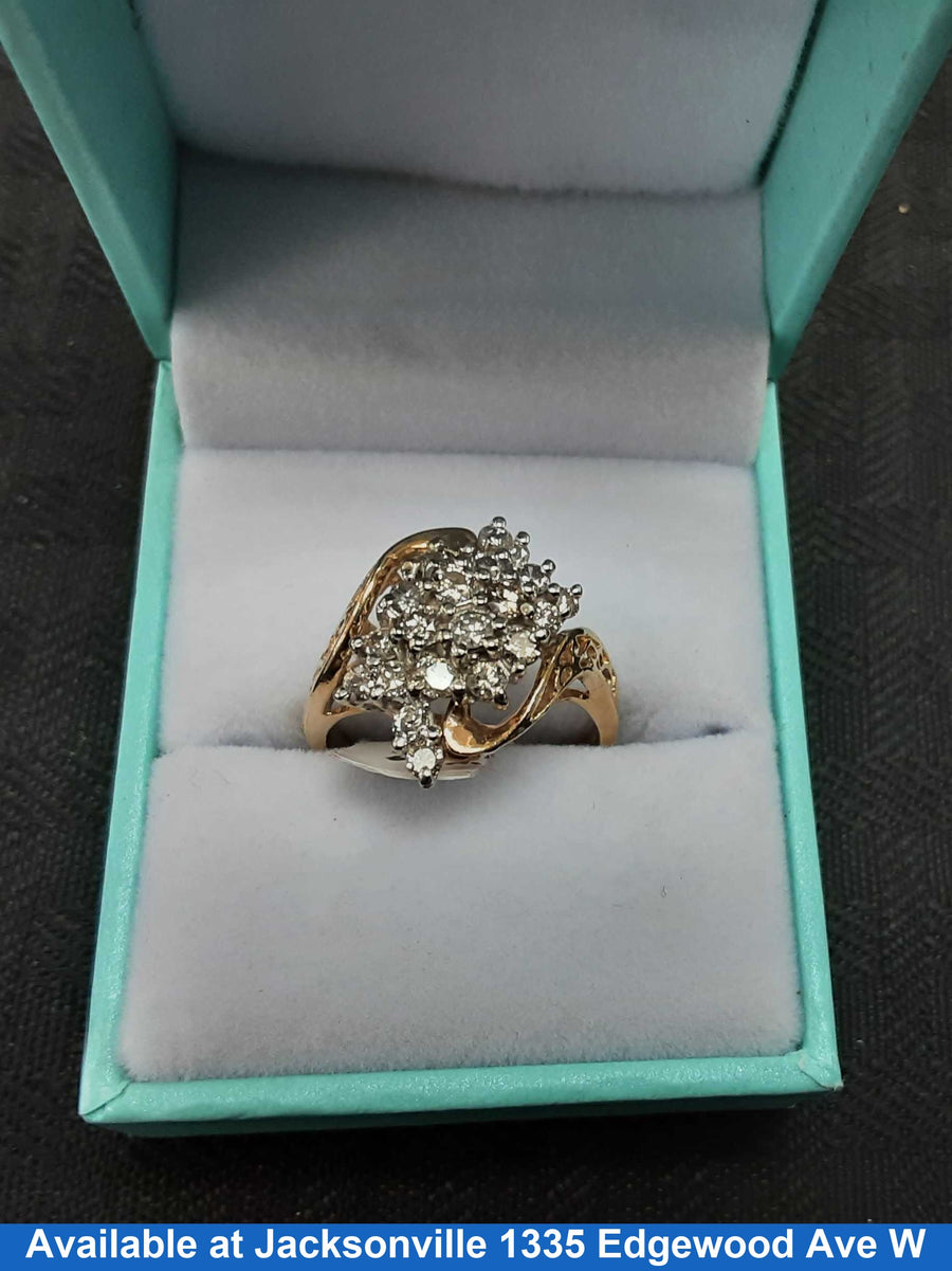 Women's Ring - Yellow Gold 14k (.585) 5.2 grams Size 7.5