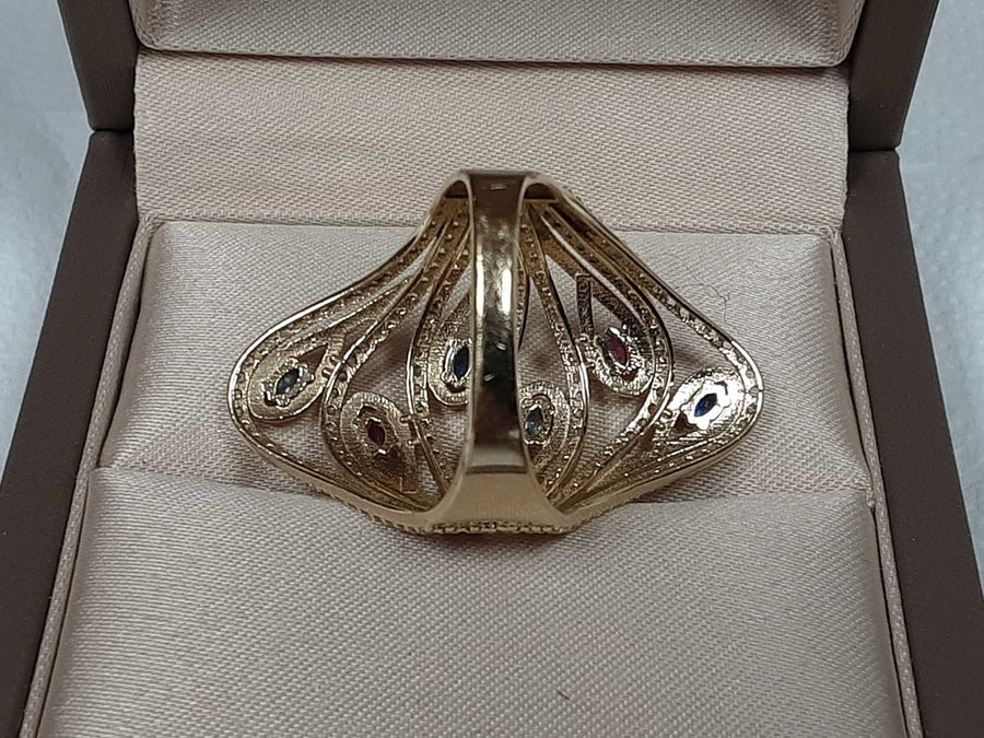 Women's Ring - Yellow Gold 14k (.585) 5.2 grams Size 9.5