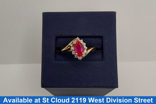 Women's Ring - Yellow Gold 10k (.417) 2.64 grams Size 8