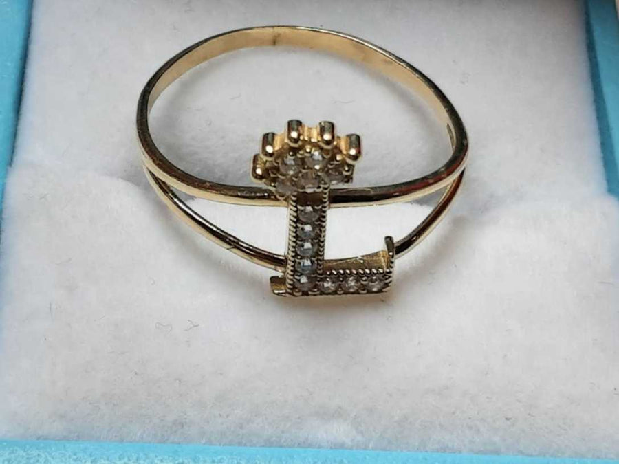 Women's Ring - Yellow Gold 10k (.417) 1.6 grams Size 10.5