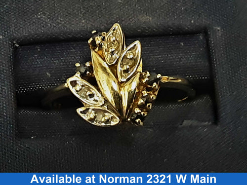 Women's Ring - Yellow Gold 10k (.417) 2.7 grams Size 8.5