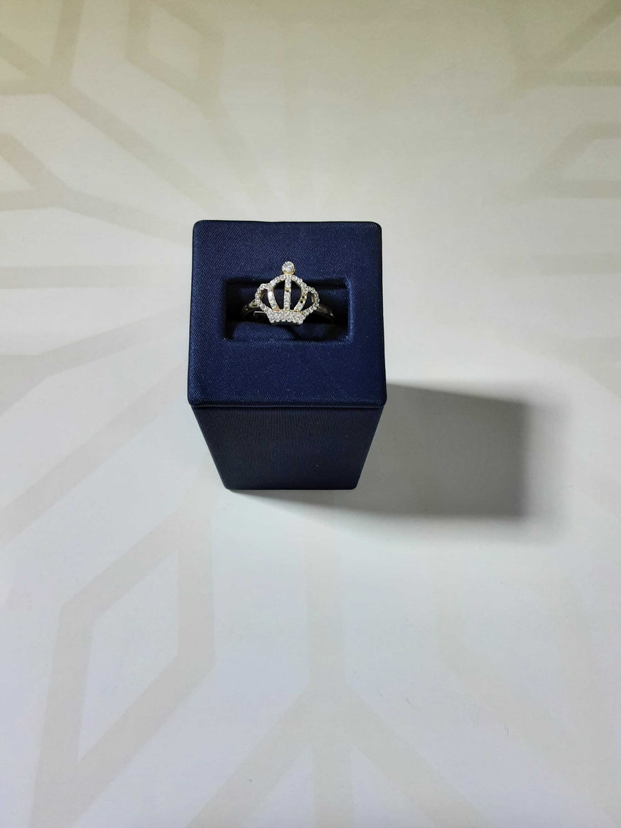 Women's Ring - Yellow Gold 10k (.417) 2 grams Size 9.5
