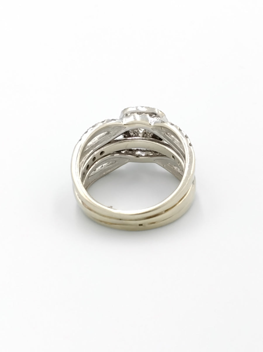 Women's Ring - White Gold 14k (.585) 8.2 grams Size 7