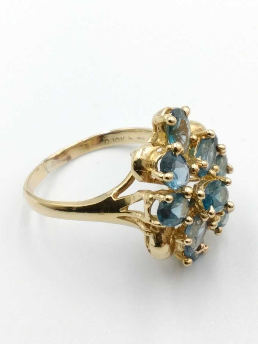 Women's Ring - Yellow Gold 10k (.417) 5.48 grams Size 10