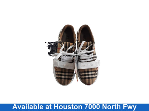 Burberry Itleosho74cas Multi-color