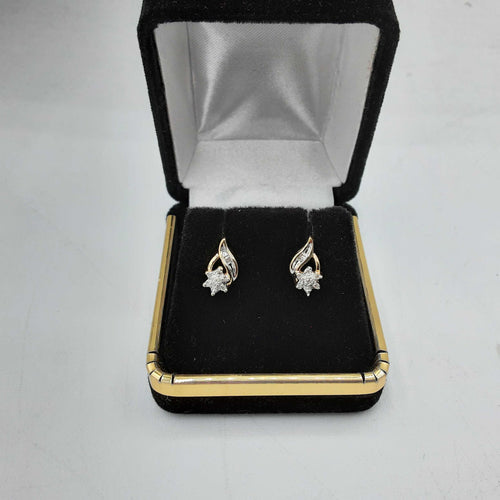 Earrings - Yellow Gold 10k (.417) 1.3 grams