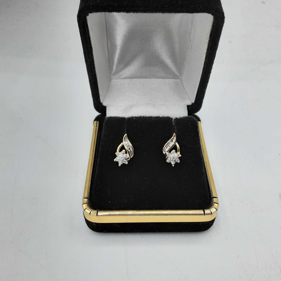 Earrings - Yellow Gold 10k (.417) 1.3 grams