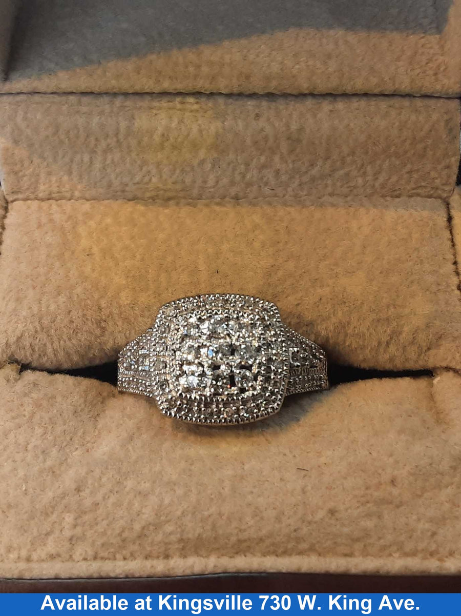 Women's Ring - White Gold 10k (.417) 4.4 grams Size 7