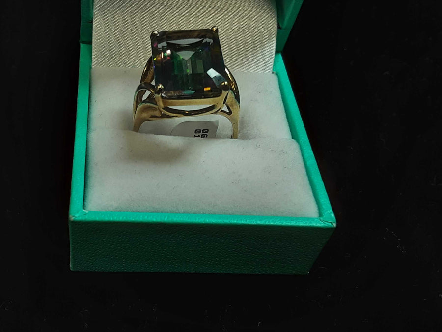 Women's Ring - Yellow Gold 10k (.417) 6.5 grams Size 9