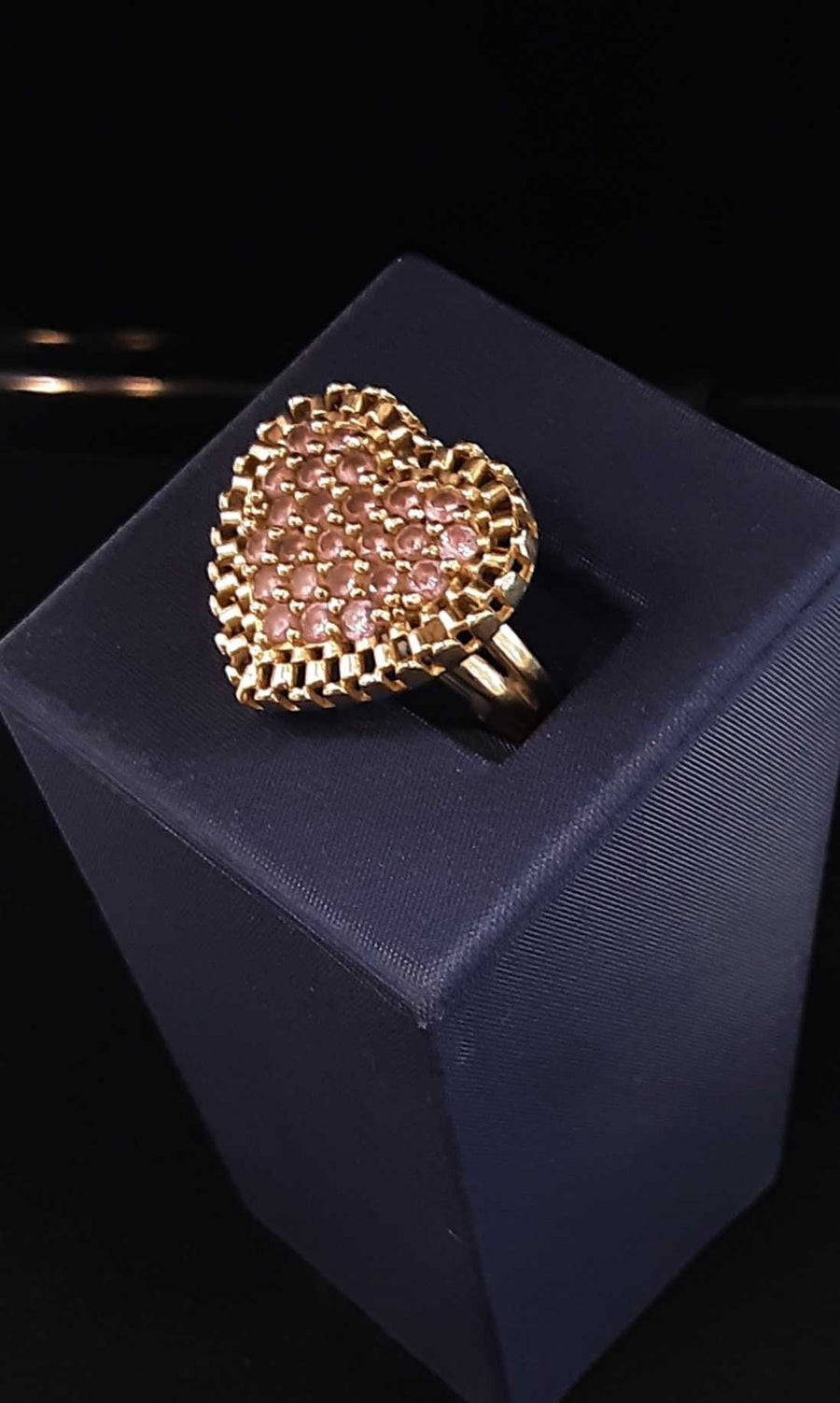 Women's Ring - Yellow Gold 10k (.417) 6 grams Size 8.5