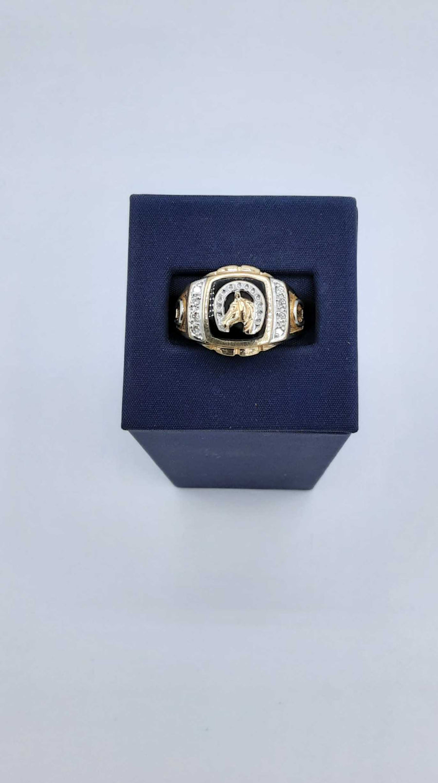 Men's Ring - Yellow Gold 10k (.417) 5.9 grams Size 10.5