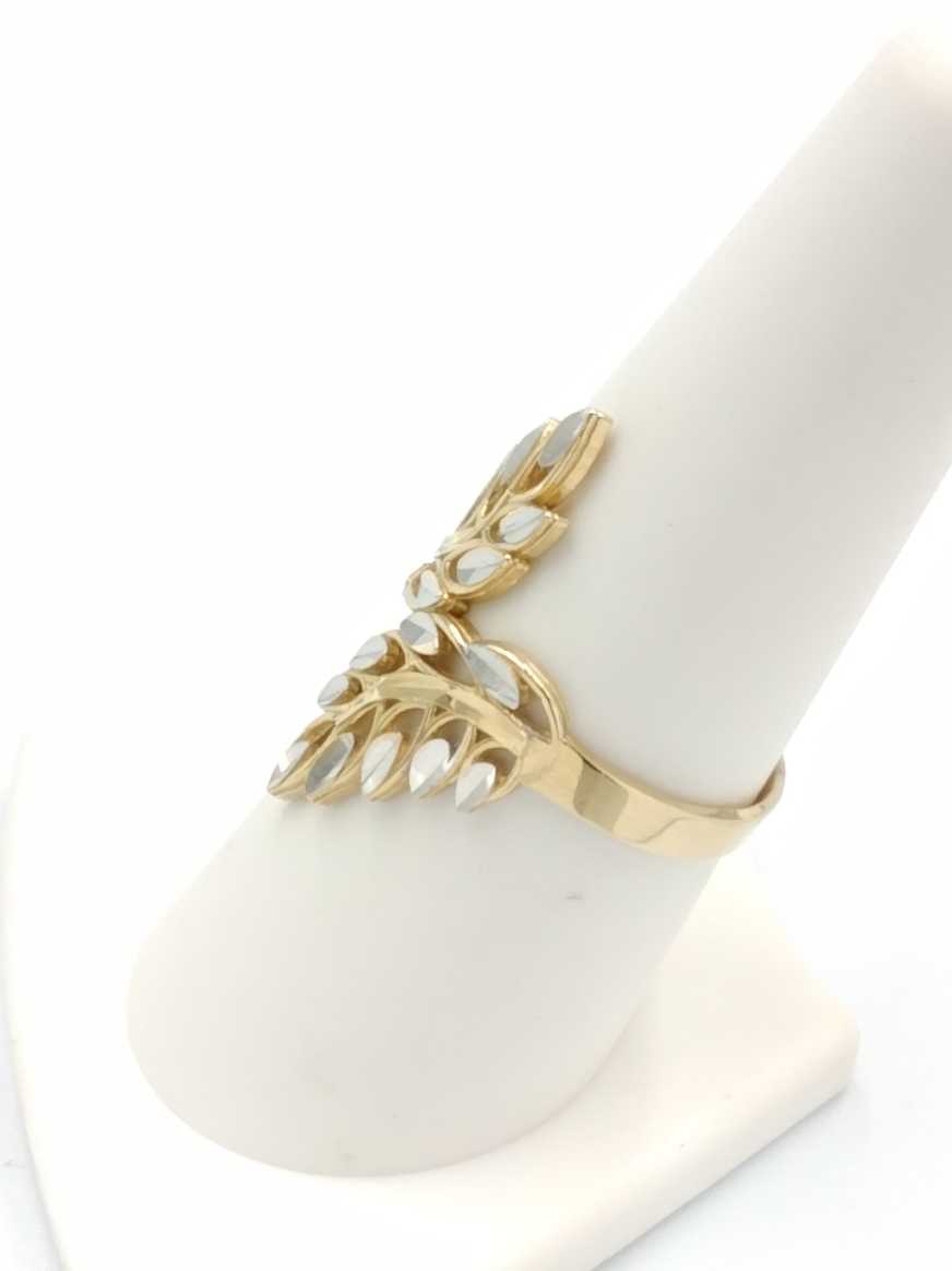 Women's Ring - Yellow Gold 14k (.585) 2.8 grams Size 8