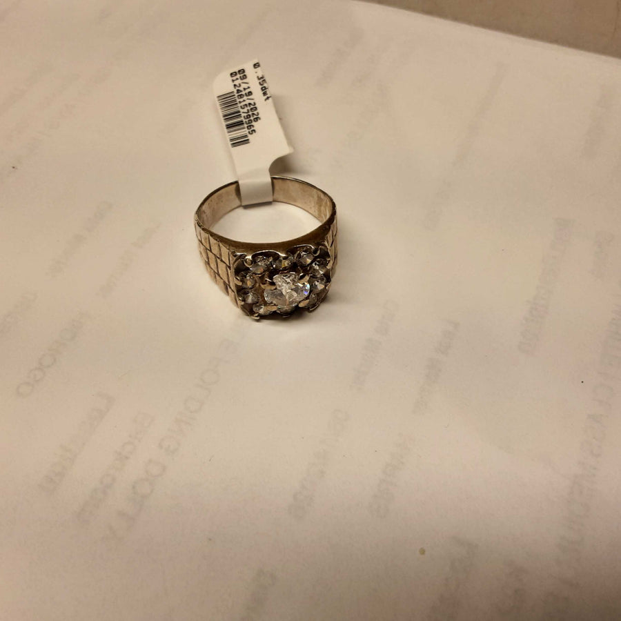 Women's Ring - Silver 6.1 grams Size 10