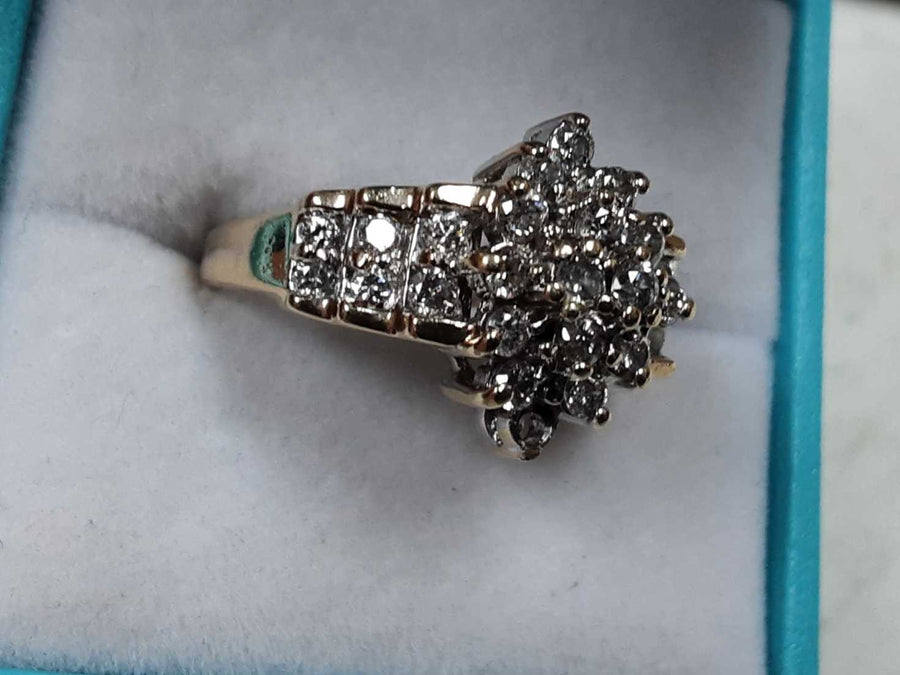 Women's Ring - Yellow Gold 10k (.417) 4.9 grams Size 8