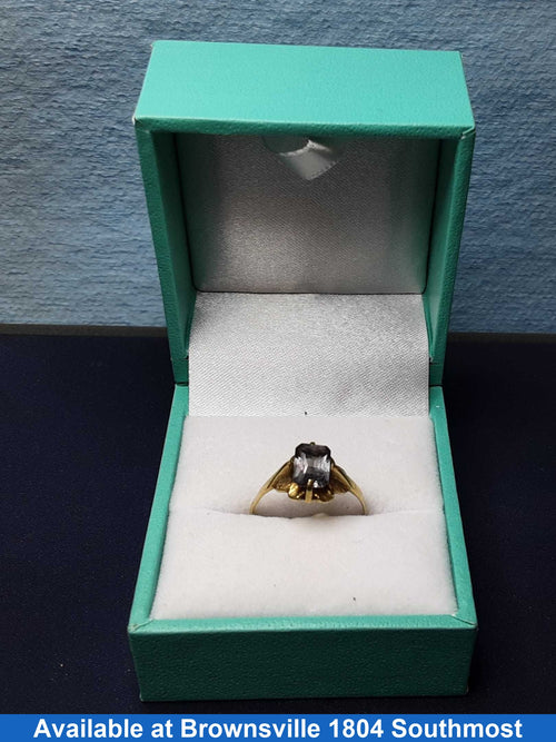Women's Ring - Yellow Gold 14k (.585) 1.5 grams Size 6.5
