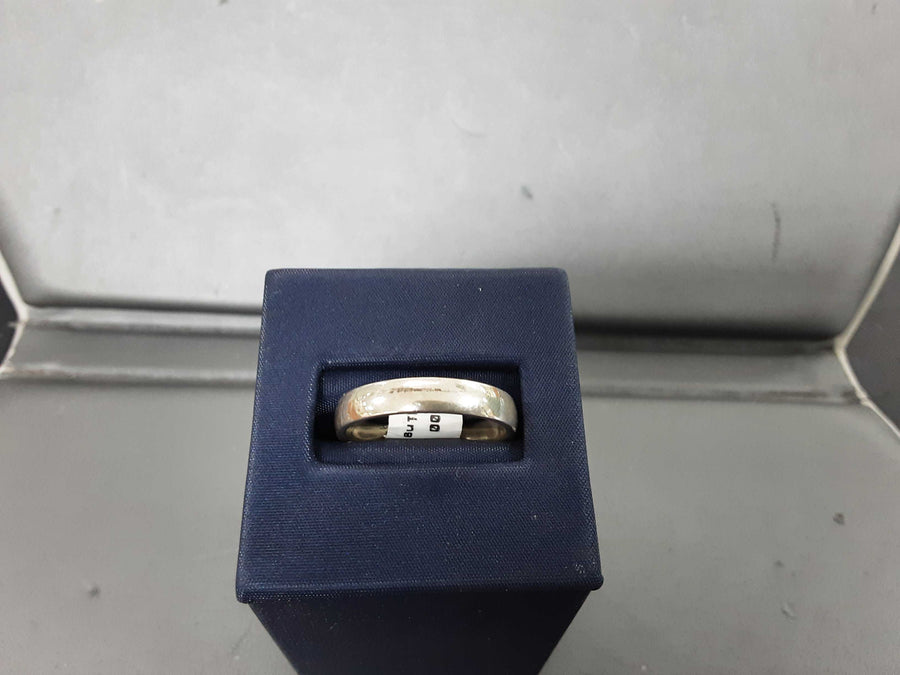 Ring - Wedding Band - Silver 10.1 grams Size 12.5