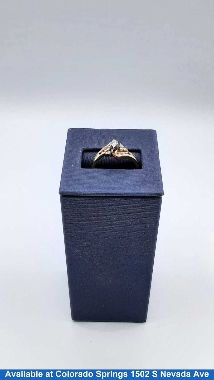 Women's Ring - Anniversary - Yellow Gold 14k (.585) 3.3 grams Size 6