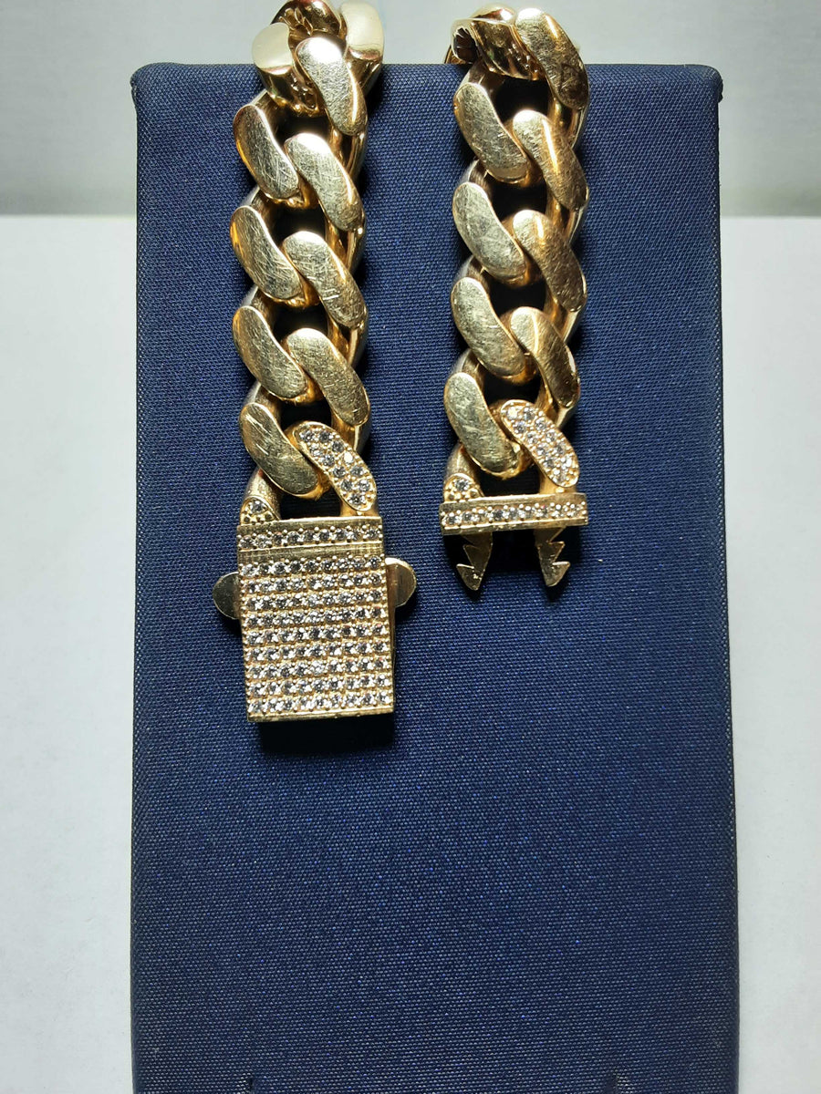Cuban Link Bracelet - Yellow Gold 14k (.585) 27.6 grams 9 inch