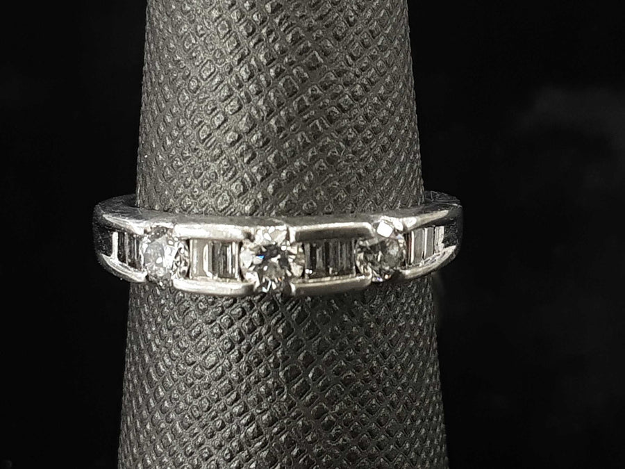 Ring - Engagement Set - Platinum 11.7 grams Size 6