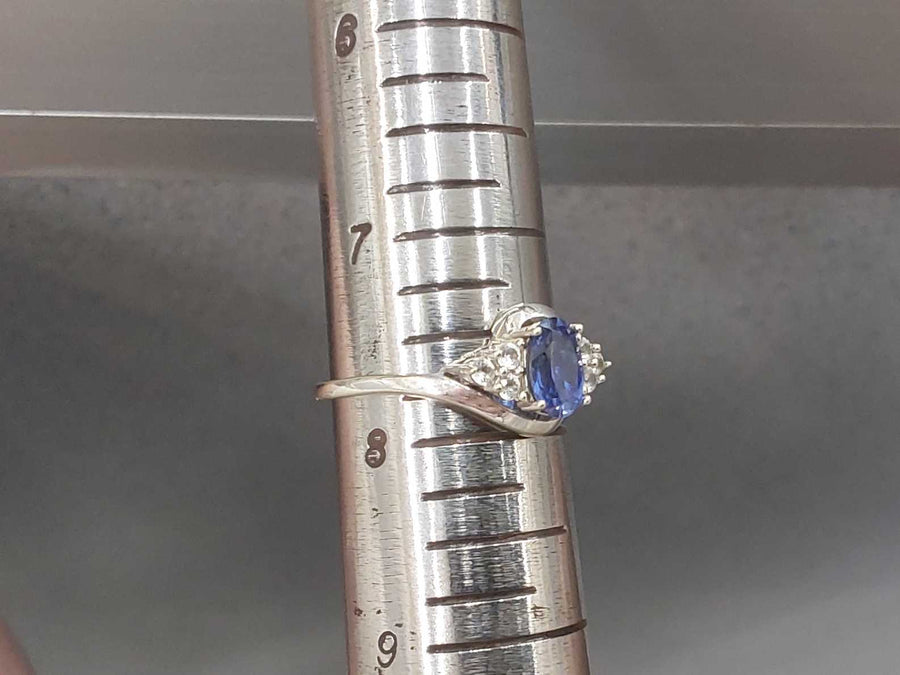 Women's Ring - White Gold 10k (.417) 1.7 grams Size 10